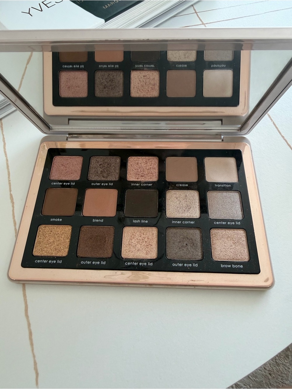 Natasha Denona glam palette 15-Color Eyeshadow - Picture 2 of 5